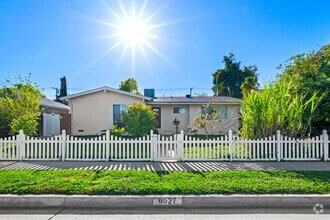 Building Photo - 6527 Woodlake Ave