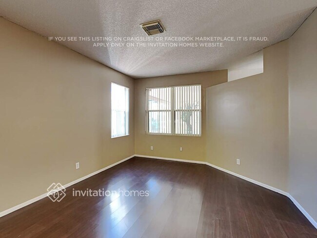 Foto del edificio - 2121 NW 184th Way