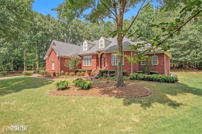 Building Photo - 5 br, 3 bath House - 1404 Beaufort Walk