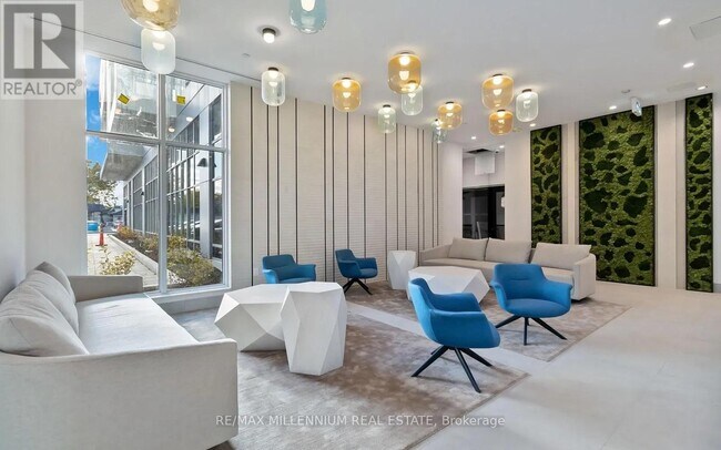 Photo du bâtiment - 500 Plains Rd E