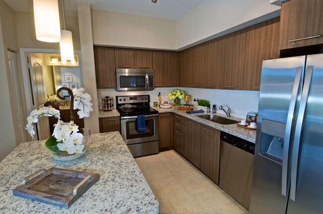 Building Photo - 16410 SW 137th Ave
