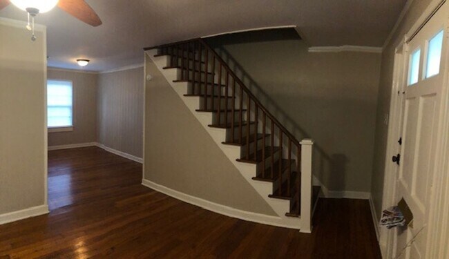 Foto del edificio - Great location in Garden District seconds from Downtown and LSU.