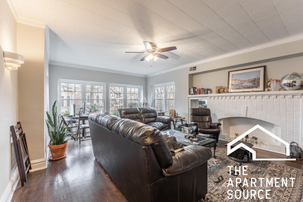 Primary Photo - 3 bedroom in Chicago IL 60647