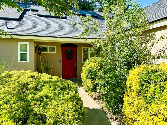 Foto del edificio - Charming Woodward Park 3/2
