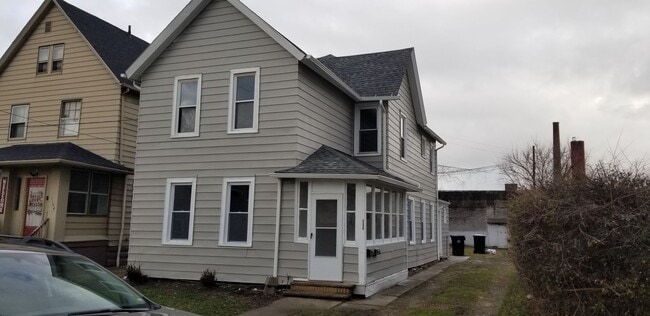 Building Photo - 2230 Kinkel Ave
