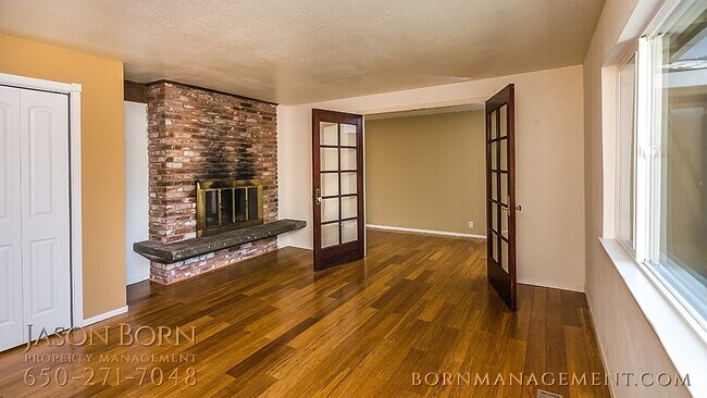 Foto del edificio - 1567 Kentfield Ave