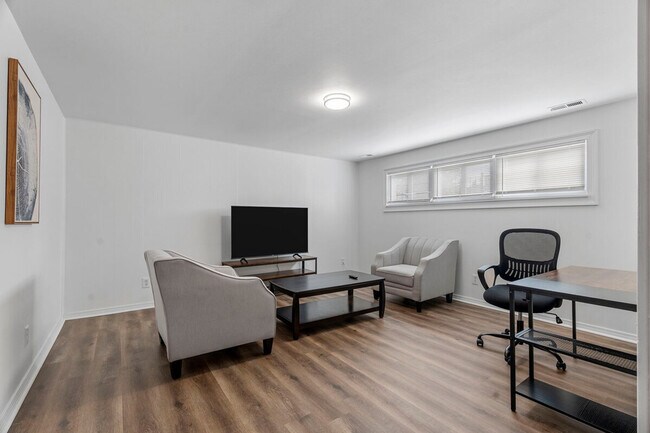 Foto del edificio - 2716 Pomme Meadows Dr