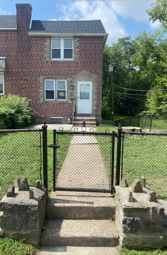 824 Taylor Dr, Folcroft, PA 19032 House Rental in Folcroft, PA