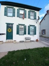 Building Photo - 117 S Main St
