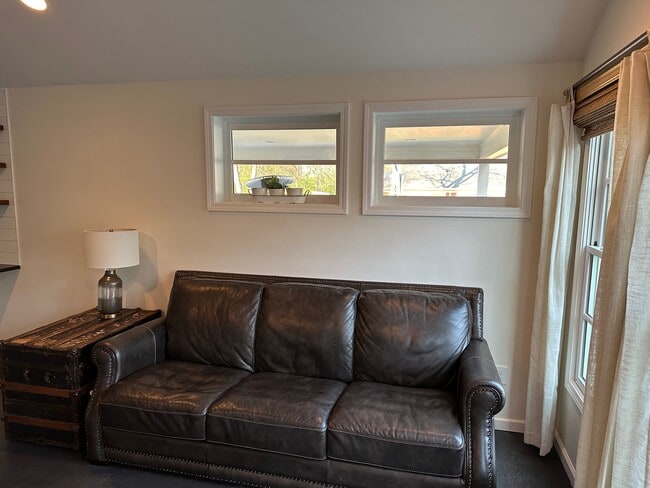 Building Photo - 6516 Melinda Dr