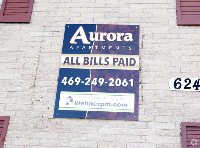 Aurora Apartaments - Town Lake Apartments