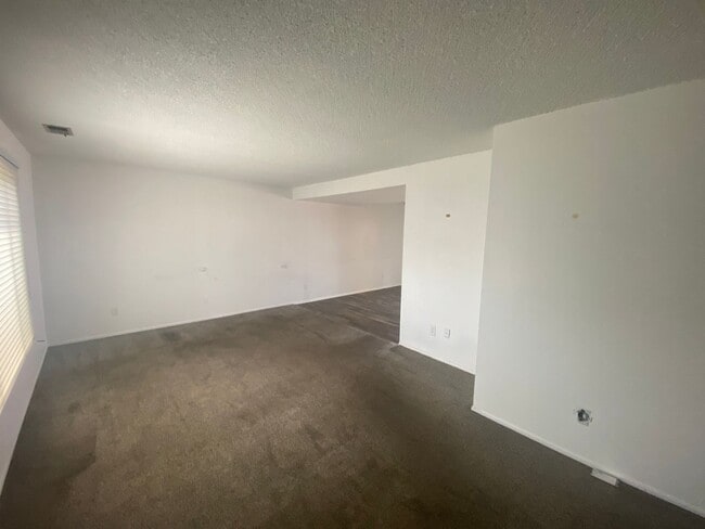 Foto del edificio - Nice 3 bedroom townhome in Aurora