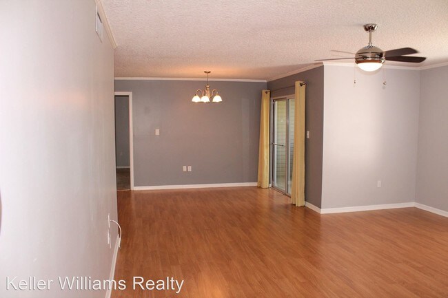 Foto del edificio - 8350 Savannah Trace Cir