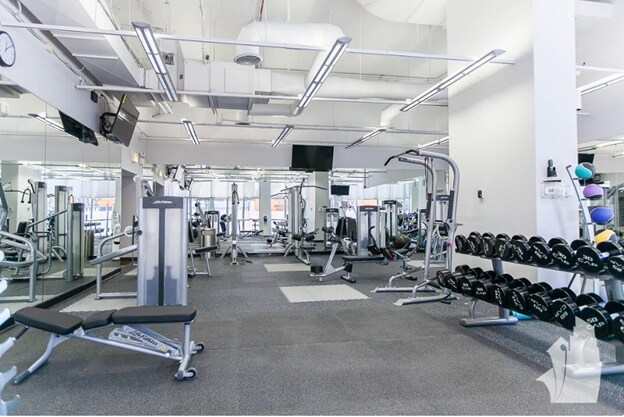 sala de ejercicios - 655 W Irving Park Rd