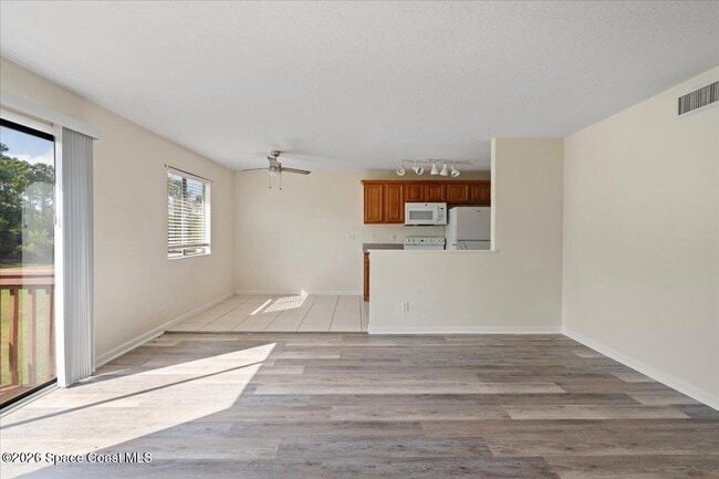 Building Photo - 1870 Agora Cir SE