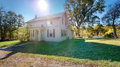 Building Photo - 9524 Ross Rd