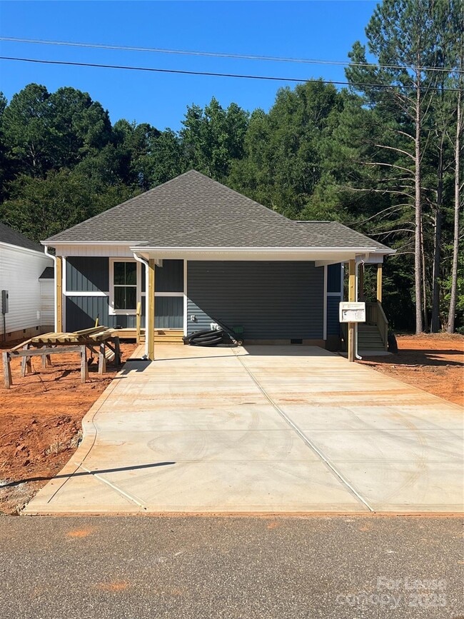 Building Photo - 2009 Robert Rufty Ln