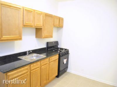 Foto del edificio - 3359 W Hirsch St