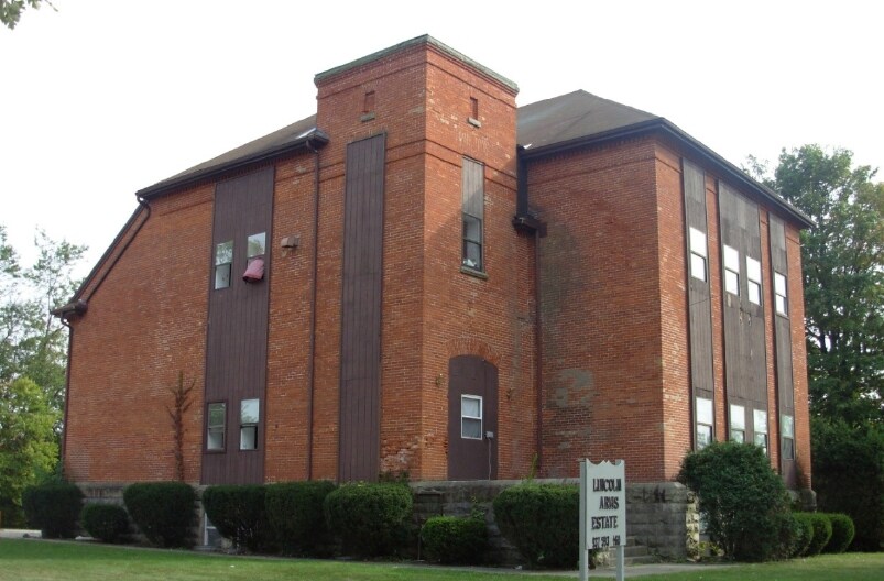 Foto principal - 400 N West St