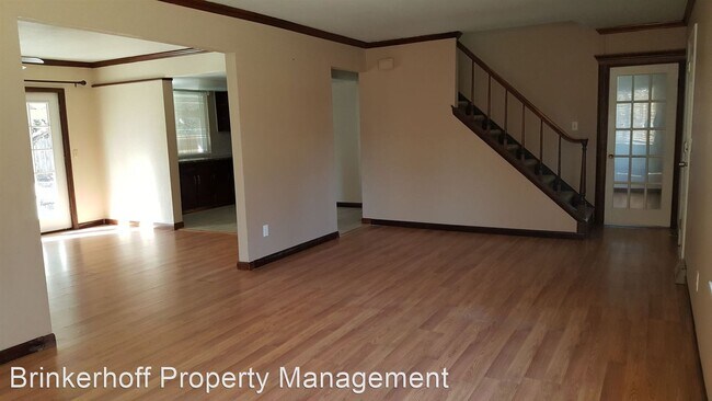Foto del edificio - 3 br, 2.5 bath House - 15242 E. Radcliff Dr.