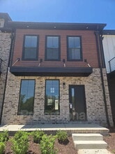 Building Photo - 1337 Rebecca Johns Dr