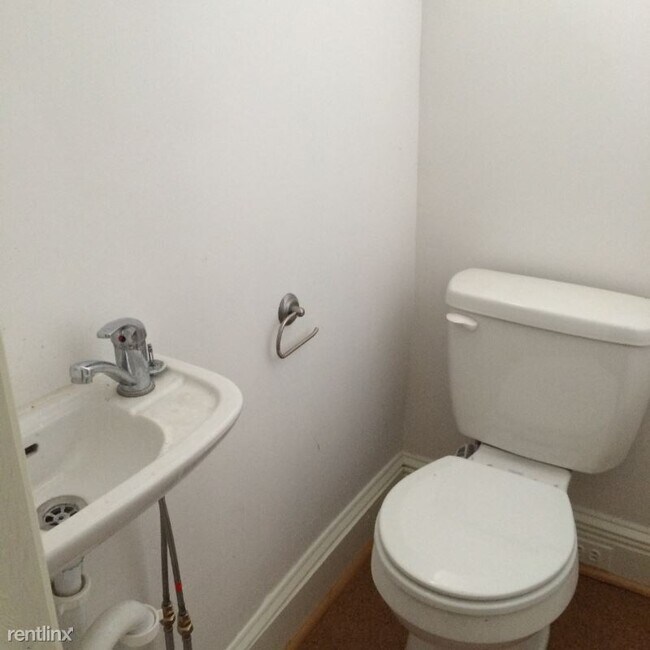 Building Photo - 1 br, 1 bath House - 2410 Perry Street studio