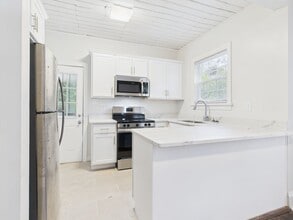 Building Photo - 2304 Concord Ave