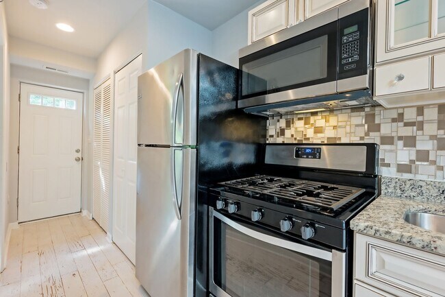 Foto del edificio - 1 BD  2 BA near the H St Corridor in Up an...