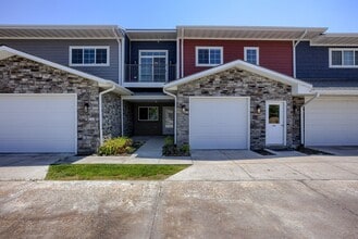 Building Photo - 5937 N 158th Ct