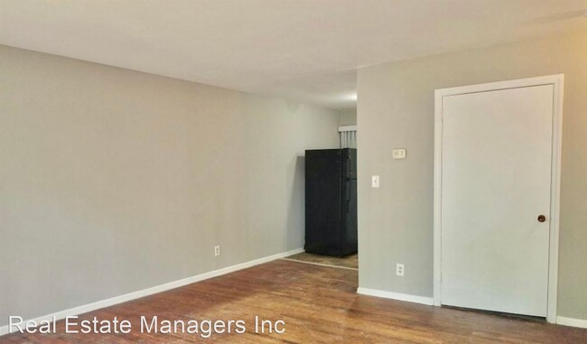 Building Photo - 2 br, 1 bath House - 541 Camrose Dr