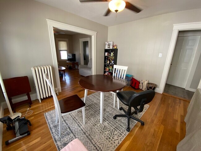 Foto del edificio - 21 Century St