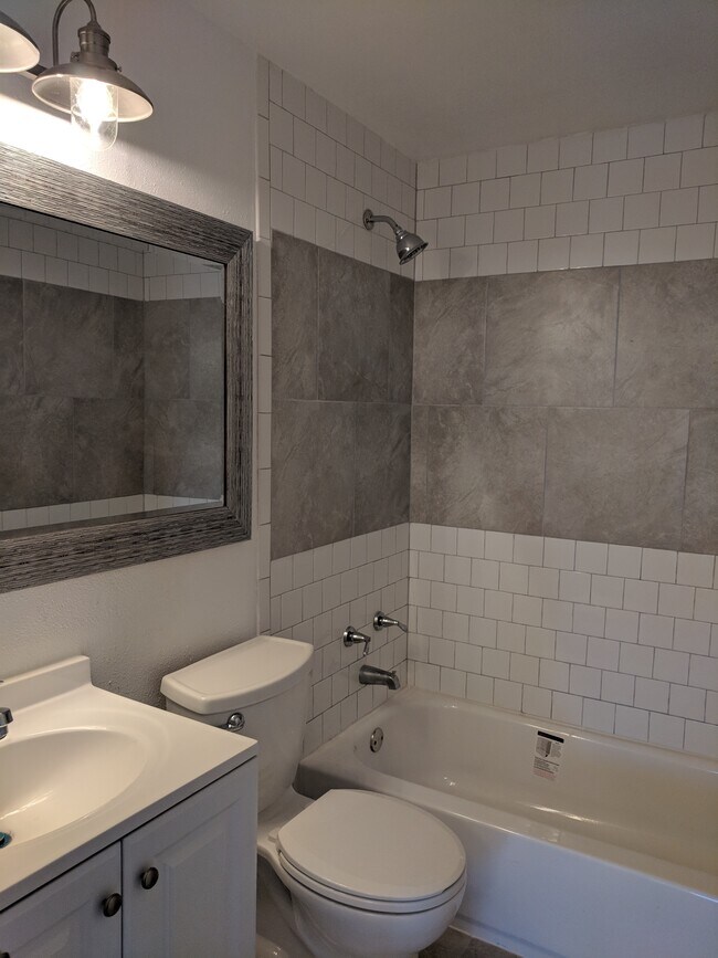 Foto del edificio - 9802 NE 188th St