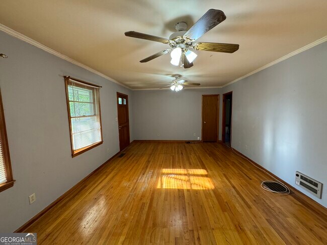 Building Photo - 133 McCaskill Dr