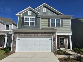 Building Photo - 5501 Hydrangea St