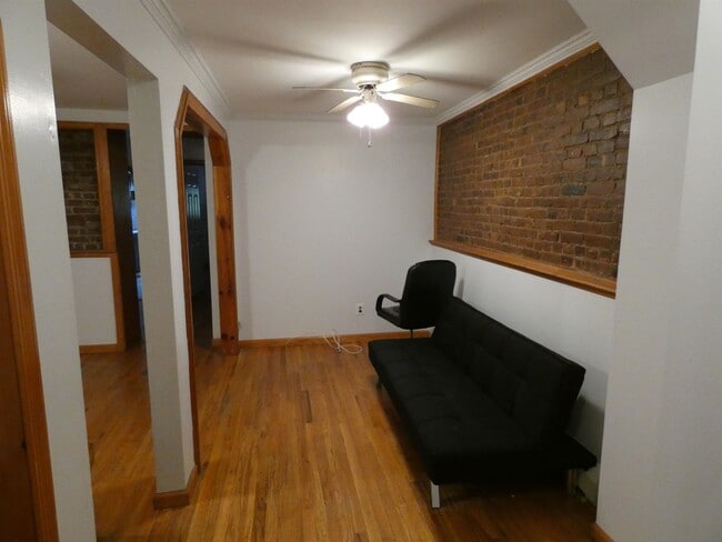 Foto del edificio - 936 Willow Ave