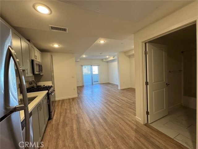 Foto del edificio - 1025 S Berendo St