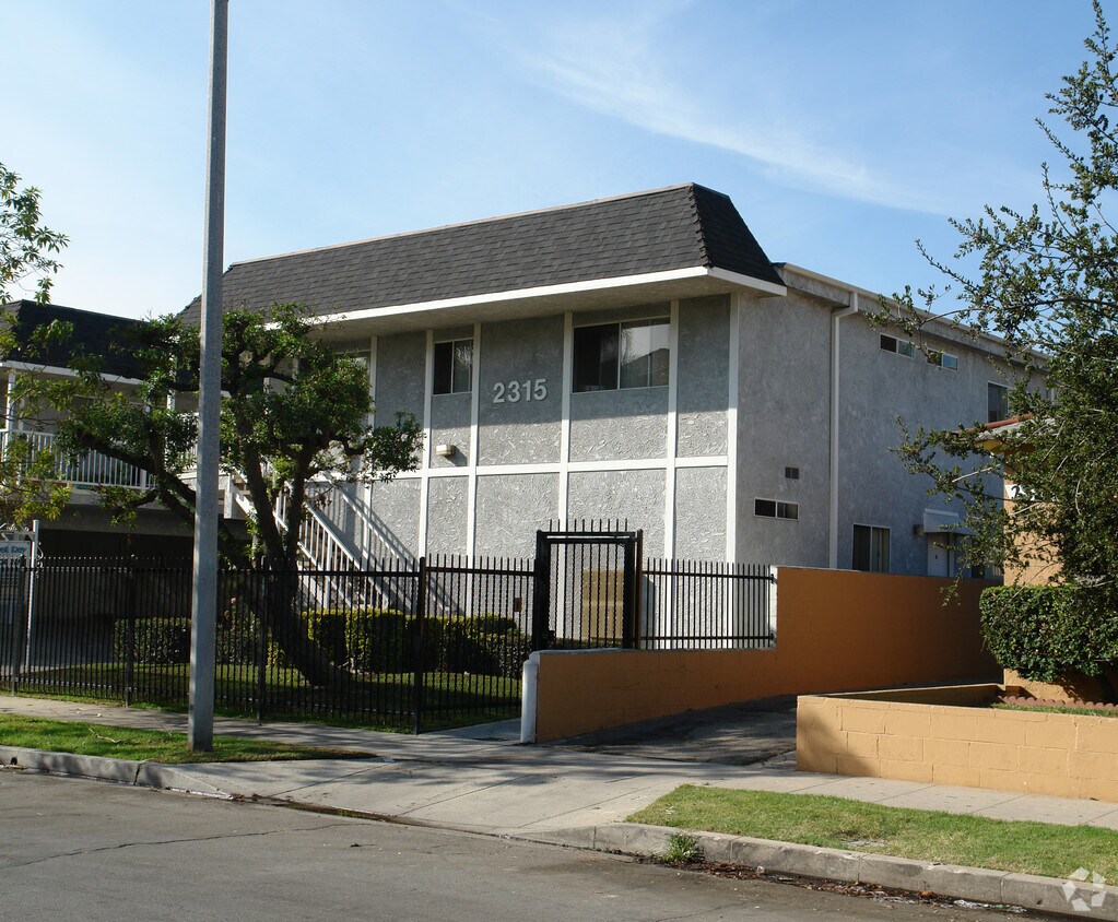 Foto del edificio - 2311-2315 N Fairview St