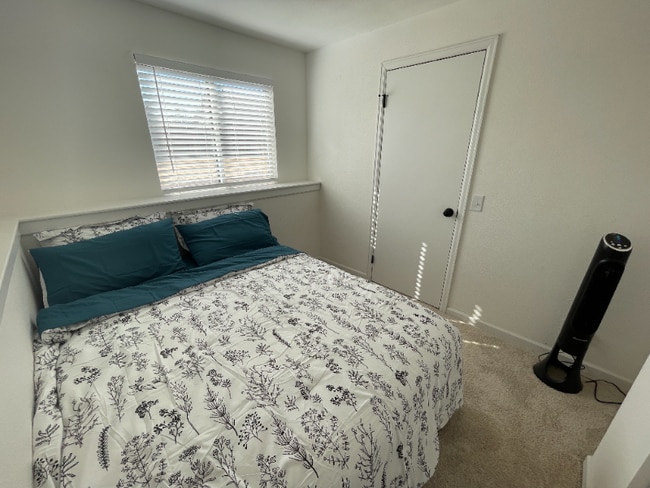 Foto del edificio - 4826 Carson St