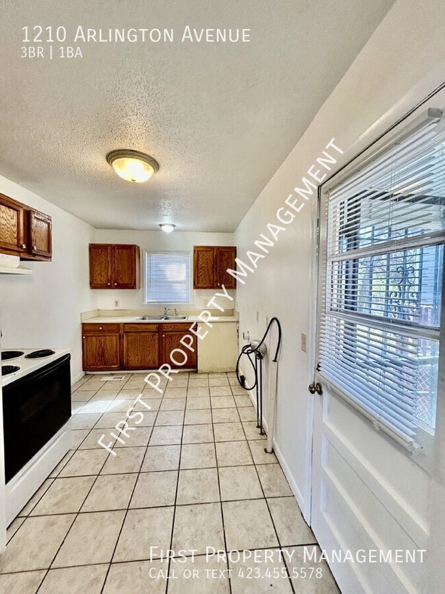 Foto del edificio - 1210 Arlington Ave