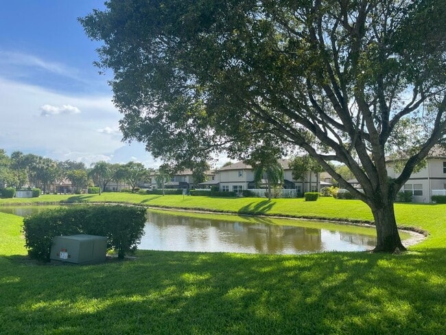 Foto del edificio - 7 Amherst Ct