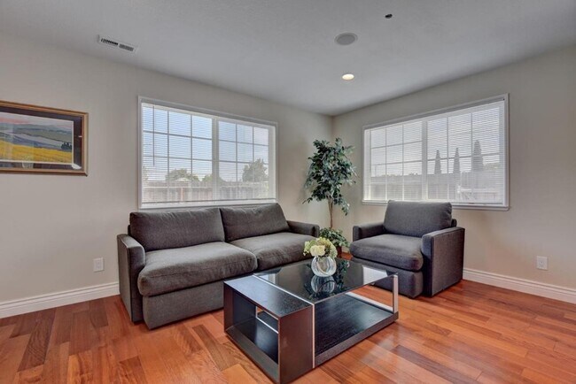Foto del edificio - Luxuary Lease