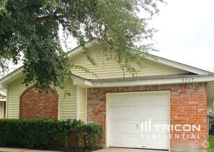 Building Photo - 3219 Kelling St