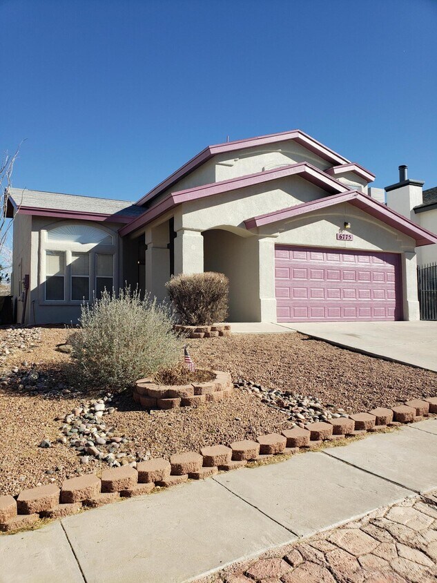 6775 Dakota Ridge Dr, El Paso, TX 79912 House for Rent in El Paso, TX
