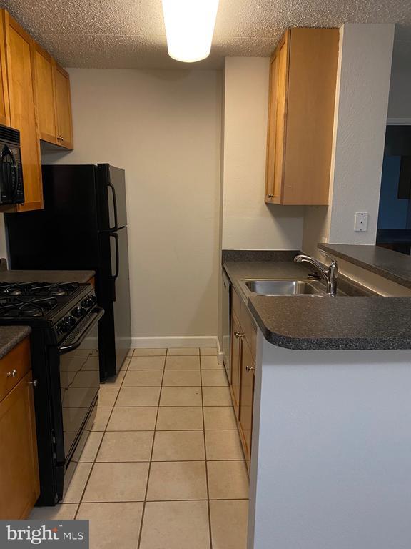 Foto del edificio - 75 S Reynolds St