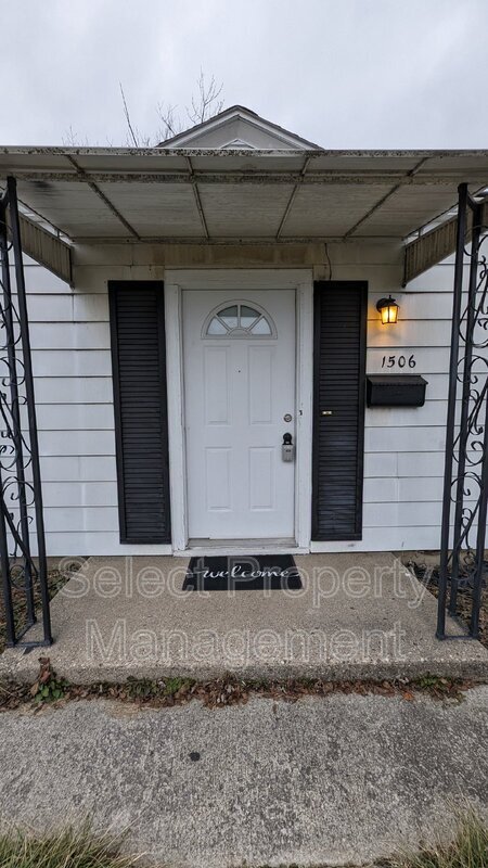Building Photo - 1506 Kitch St