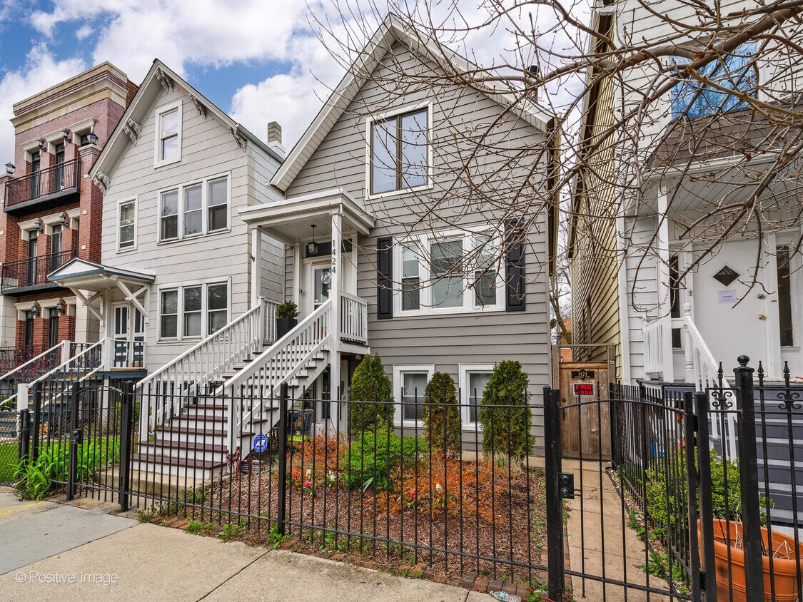Foto principal - 1424 W Diversey Pkwy