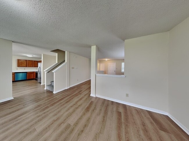 Foto del edificio - 9140 Amberleigh Dr