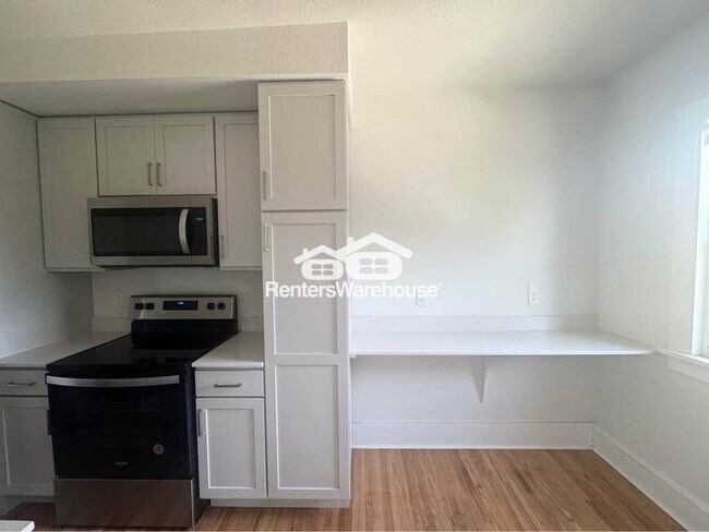 Foto del edificio - 2305 Grand Ave