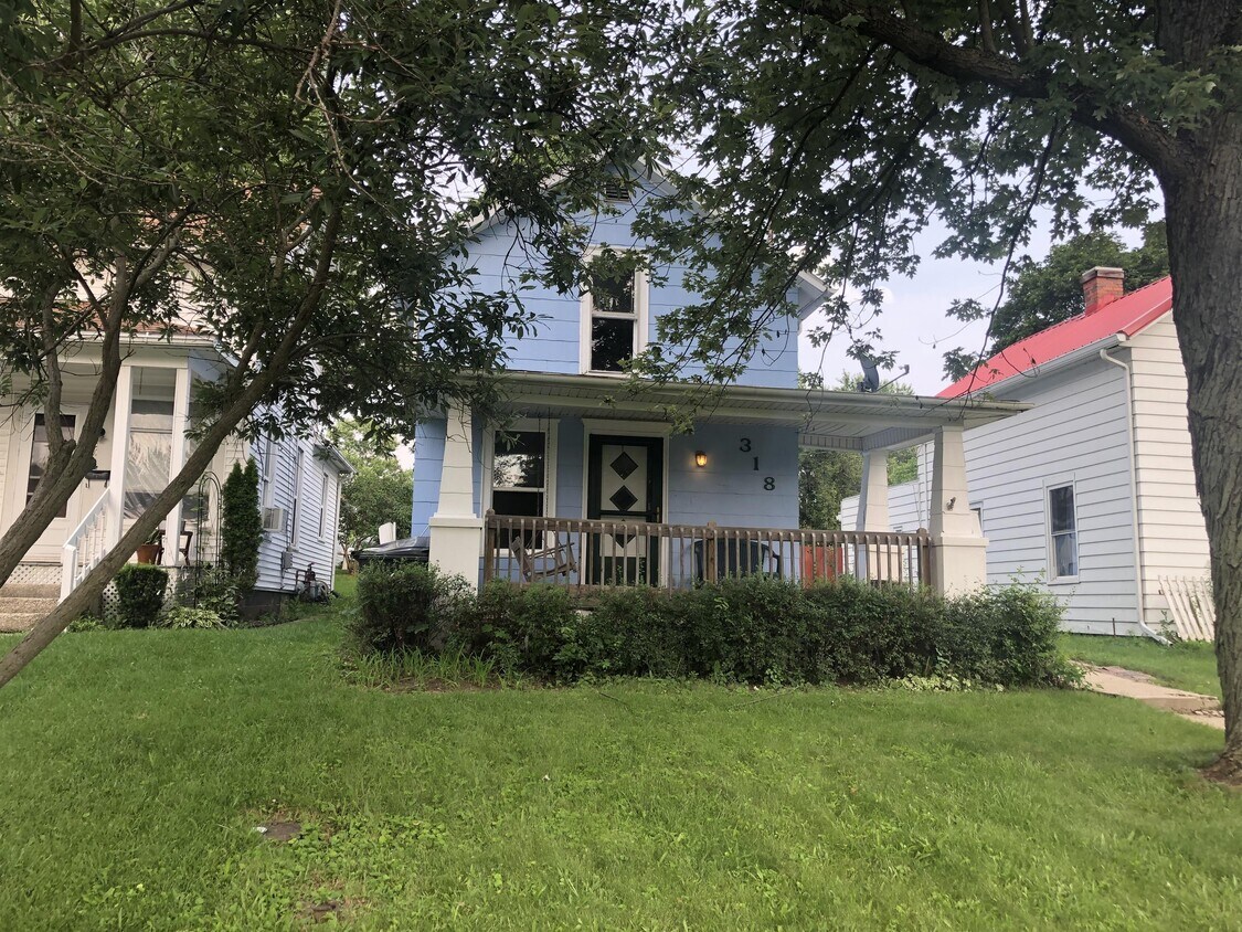 Primary Photo - 318 N Walnut St