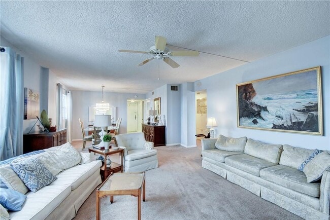 Building Photo - 4540 N Ocean Dr